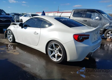 2014 Scion Fr-S z USA, uszkodzony, nr VIN JF1ZNAA14E9703129